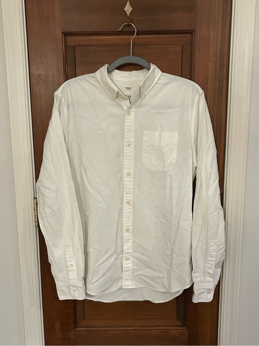 GAP Classic White Long-Sleeve Button-Down Oxford Shirt Standard Fit Medium